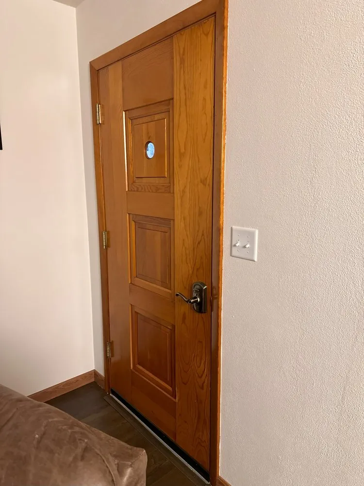 Slide of Gabe's Home Improvement