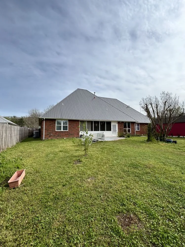Slide of Gabriel’s Roofing & Construction