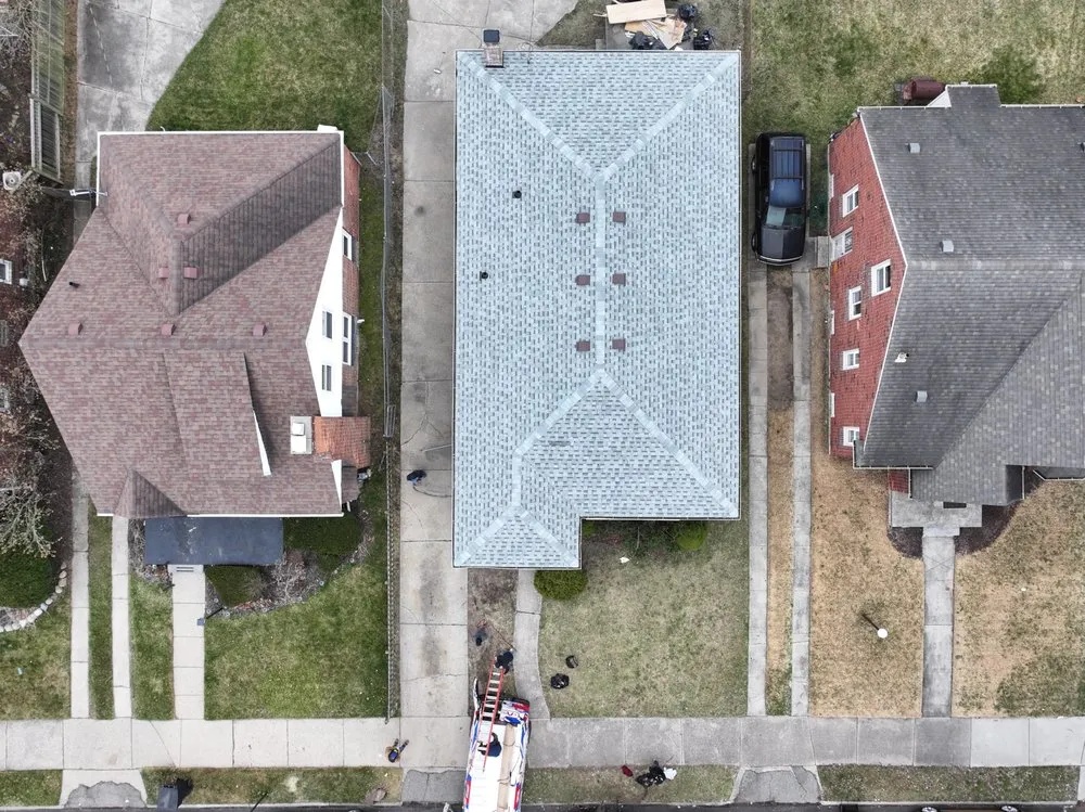 Slide of Gabriel’s Roofing Construction