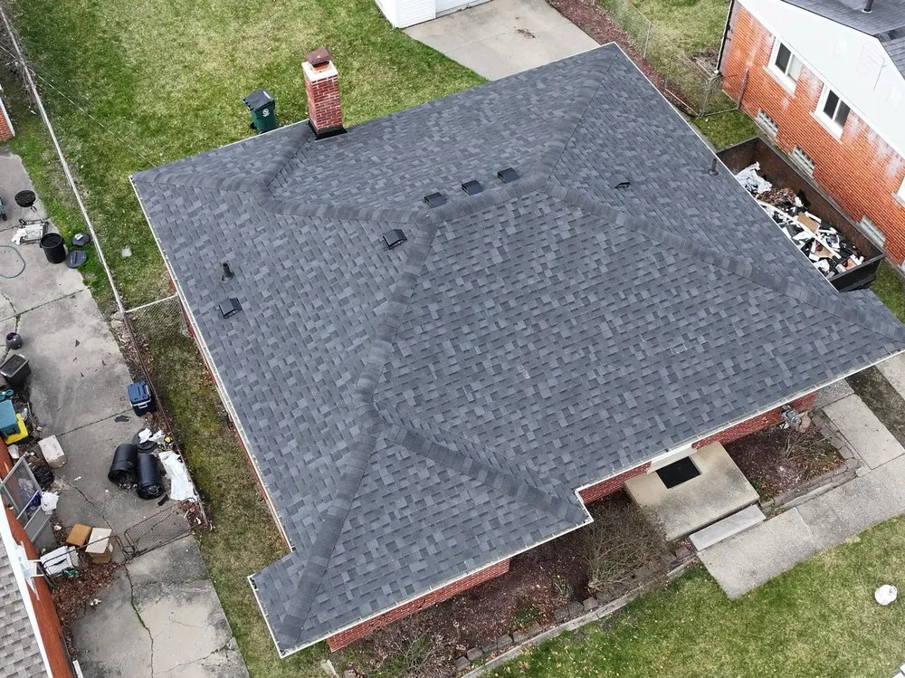 Slide of Gabriel’s Roofing Construction