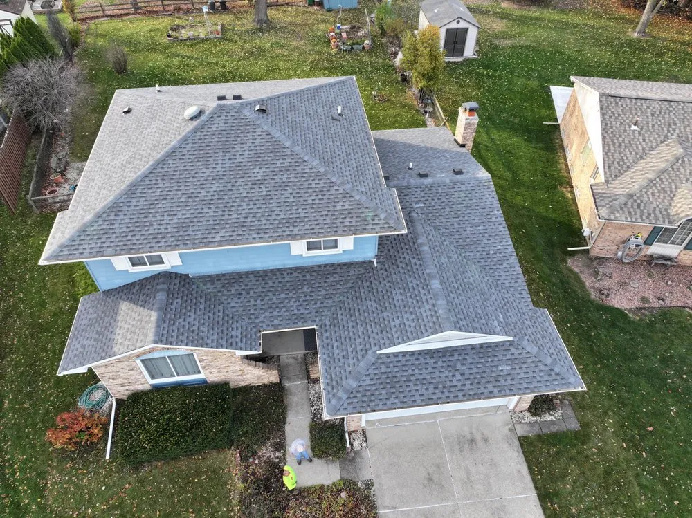 Slide of Gabriel’s Roofing Construction