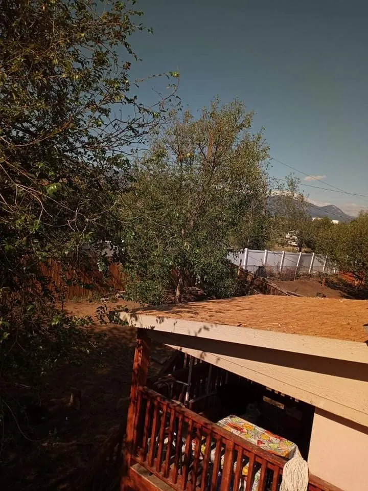 Slide of Gael Roofing and Gutters