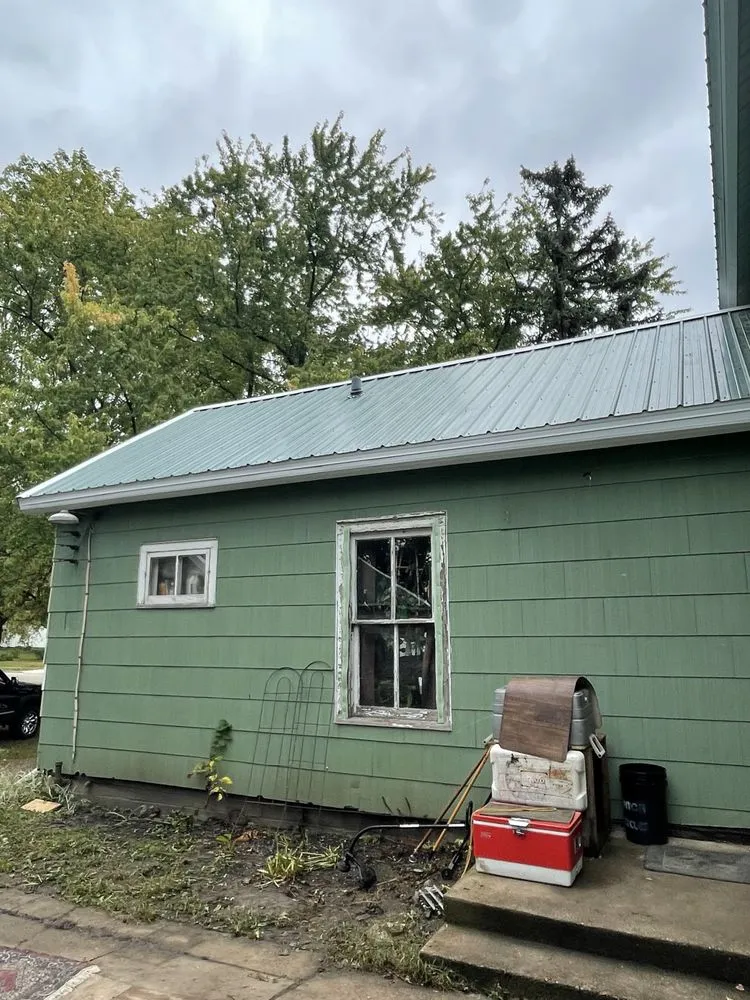 Slide of Gailan Group Roofing