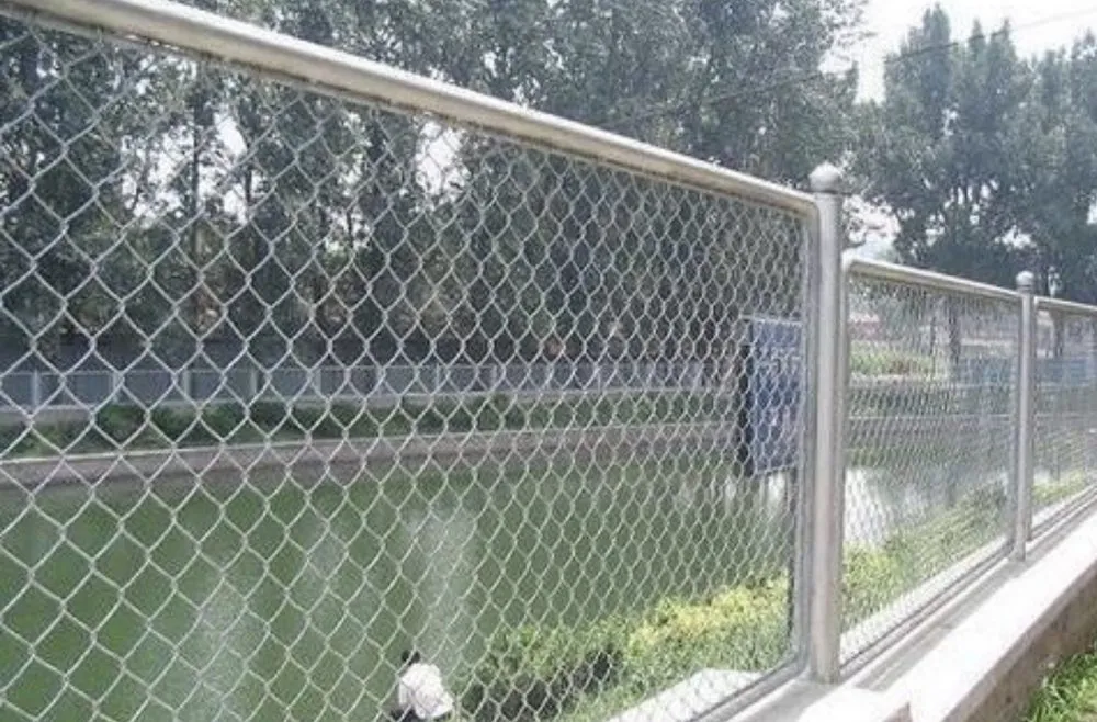 Slide of Galaxy Construction Usa