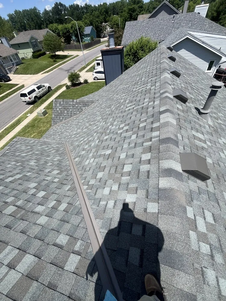 Reliable roof installation experts serving Lee's Summit, MO - Galaxy Contracting Services