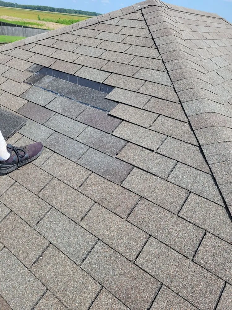 Slide of Galicia Roofing