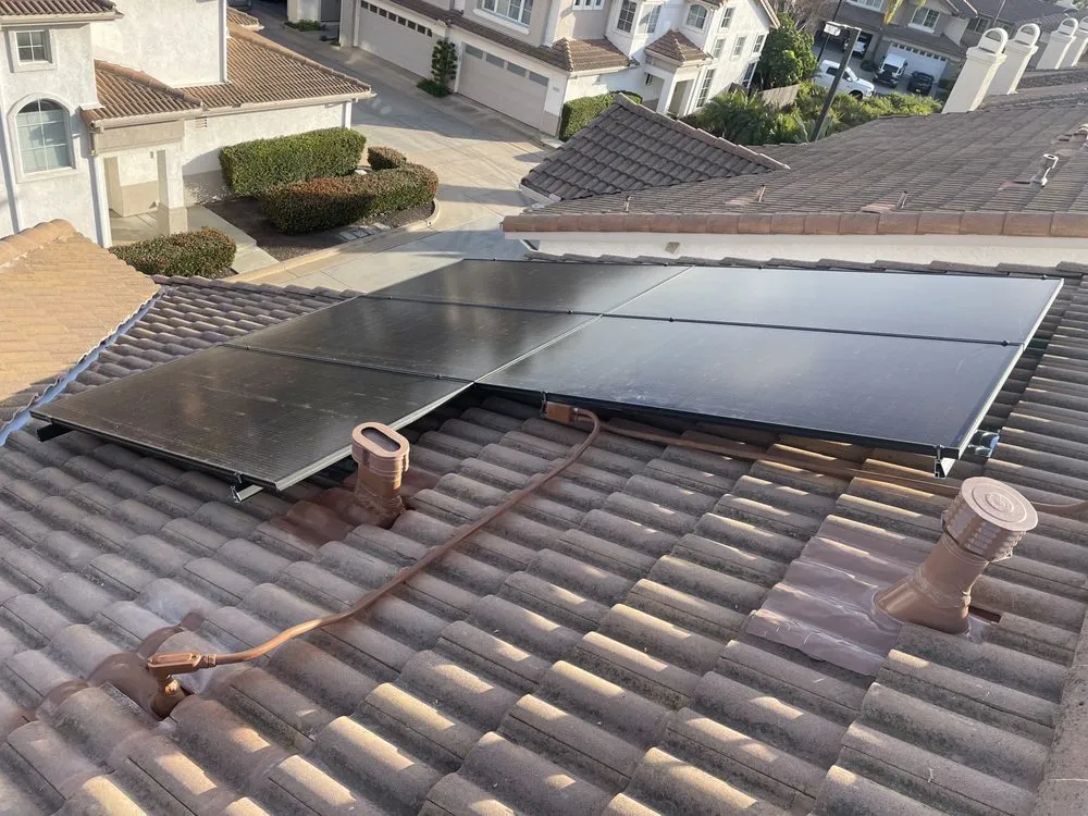 Slide of Galicia Roofing