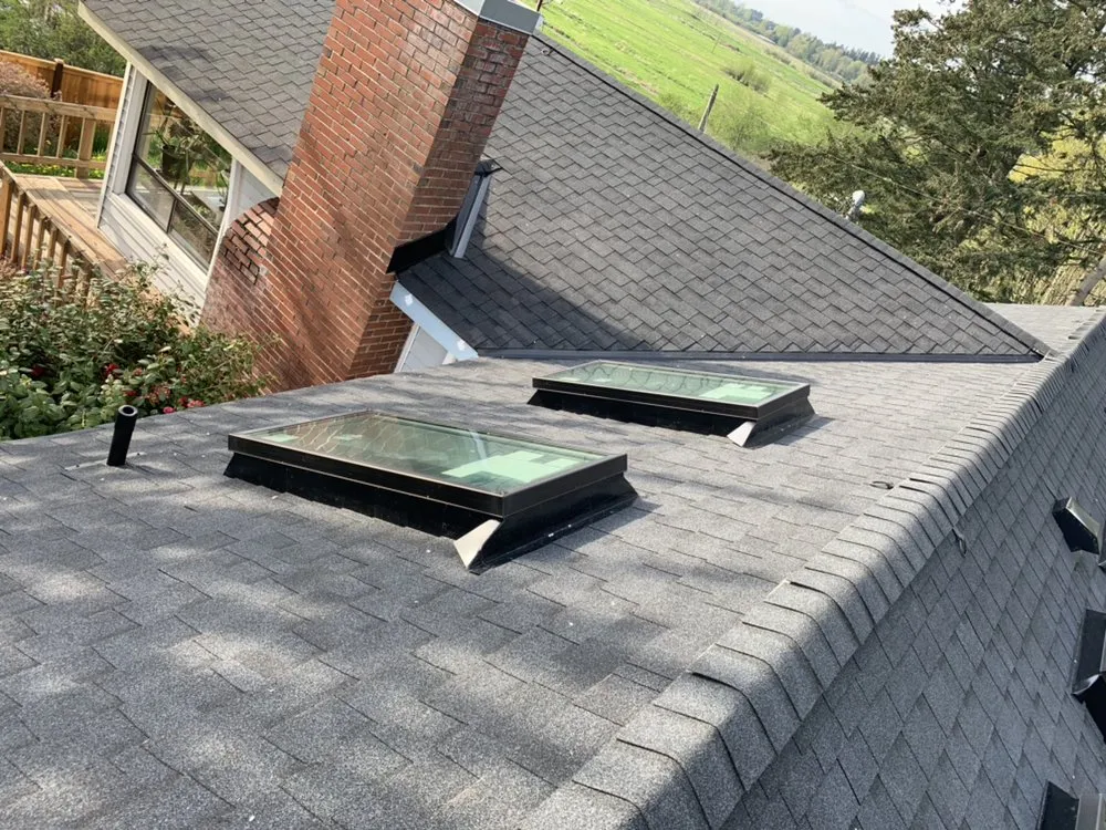 Slide of Gallardo Roofing