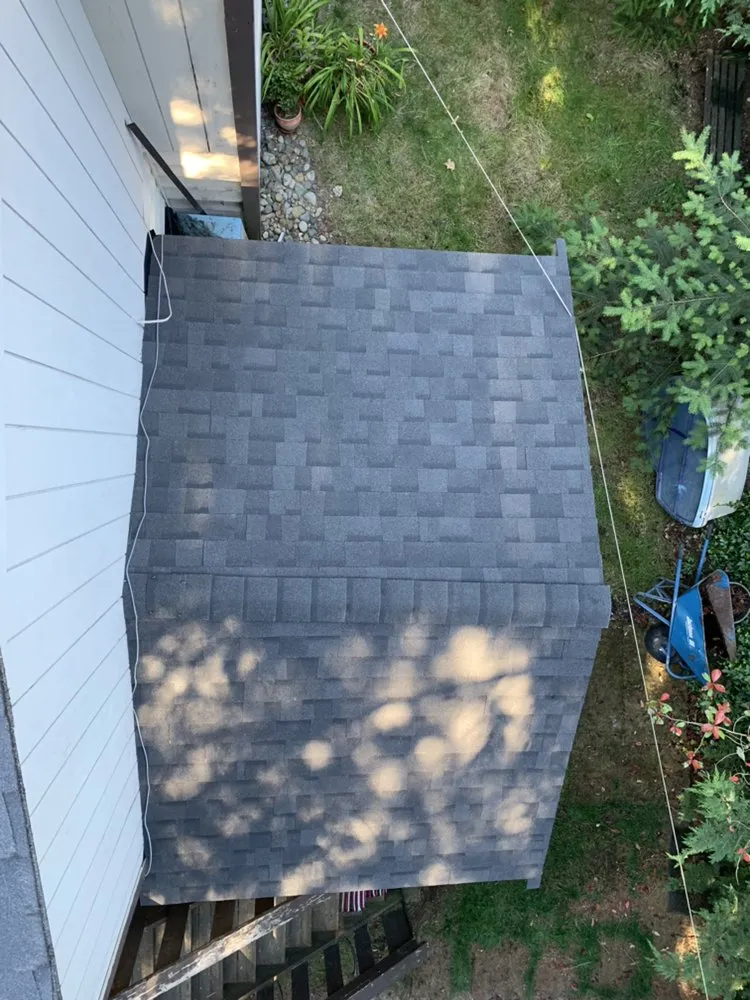 Slide of Gallardo Roofing