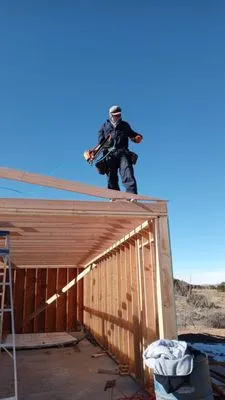 Gallardo’s handyman Logo