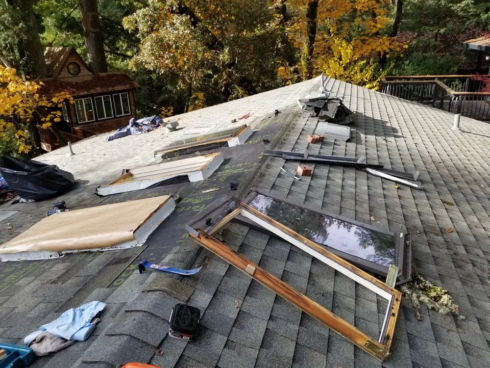 Slide of Galvan Roofing & Gutters