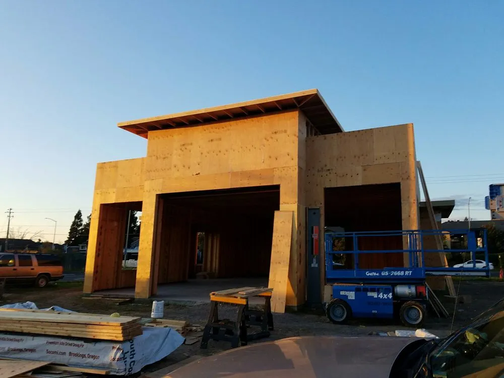 Slide of Galvan Roofing & Gutters