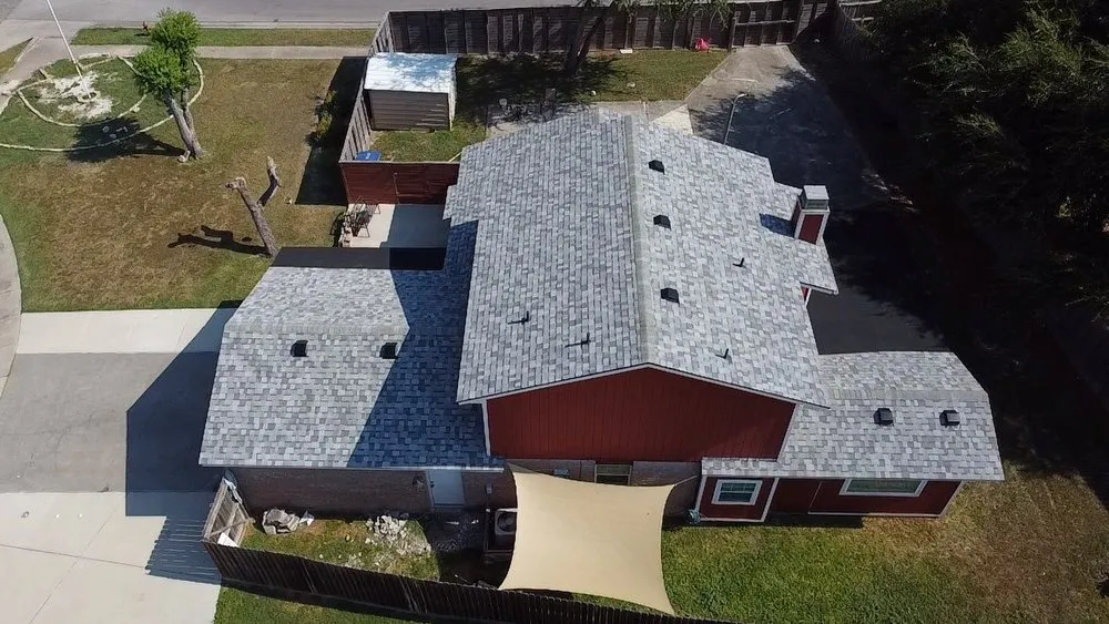 Slide of Galvan Roofing and Construction