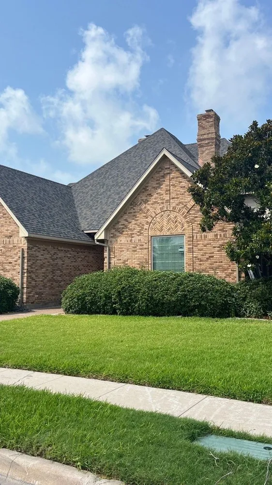 Slide of Galvan Roofing and Construction