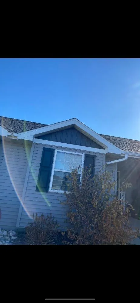 Slide of Gamas Roofing And Siding