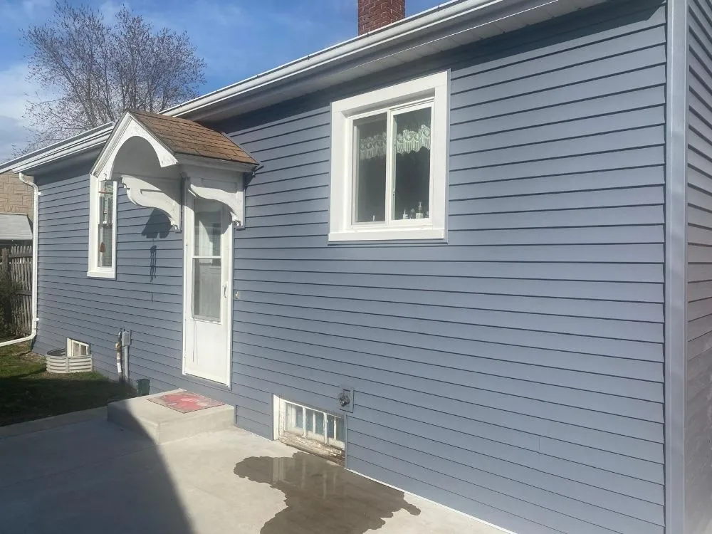 Slide of Gamas Roofing And Siding