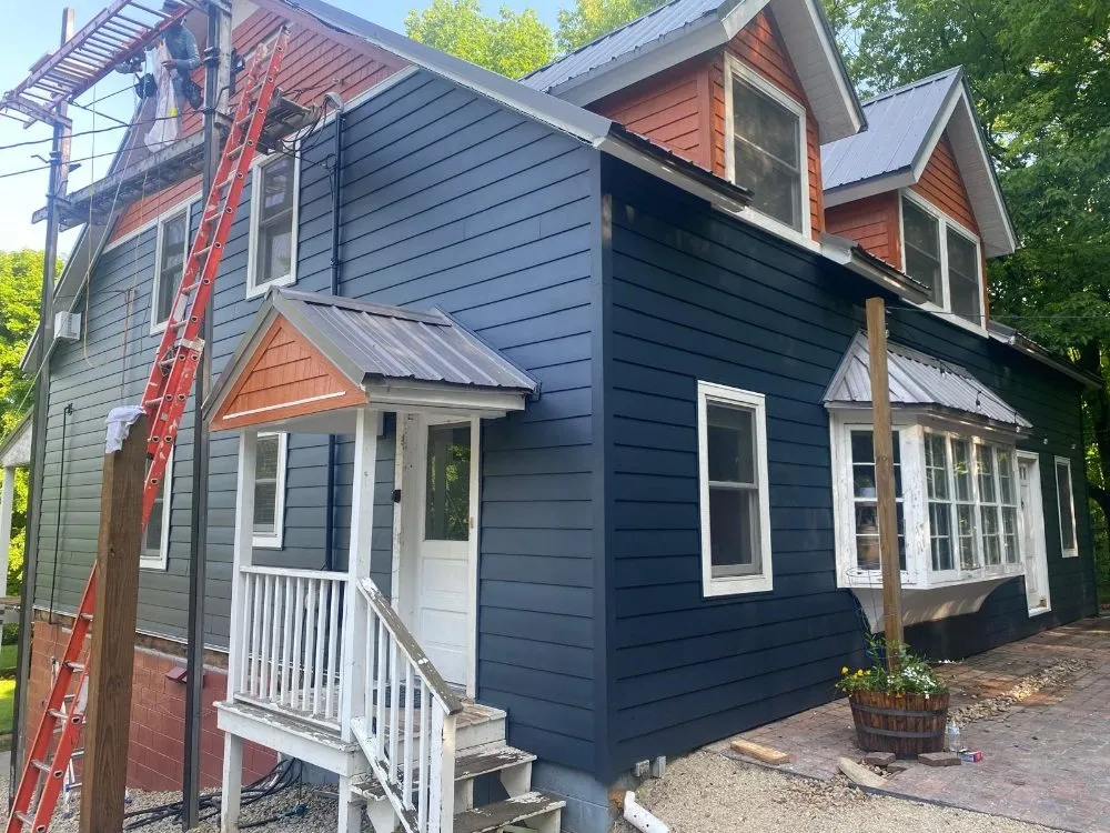 Slide of Gamas Roofing And Siding