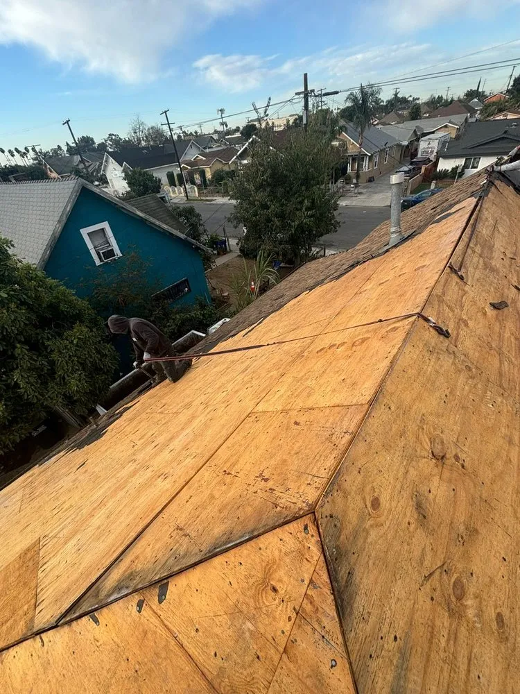 Slide of Gambit Insulation & Roofing