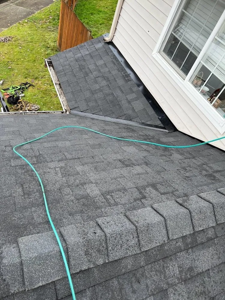 Slide of GamezRoofingLLC