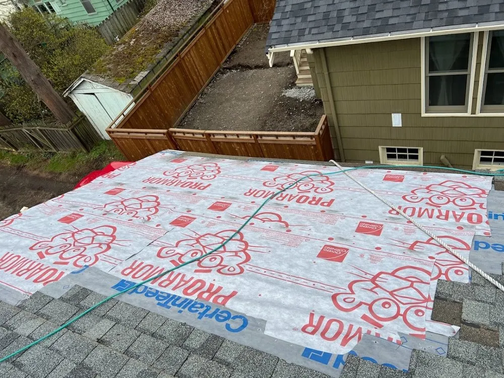 Slide of GamezRoofingLLC