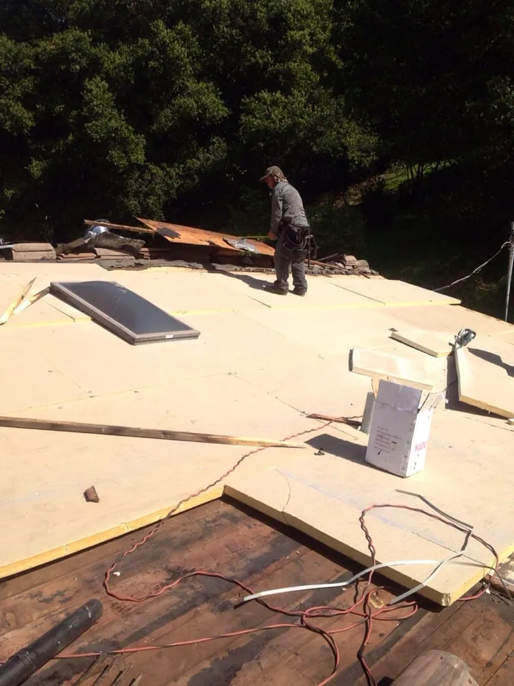 Slide of Gammalyn Roofing