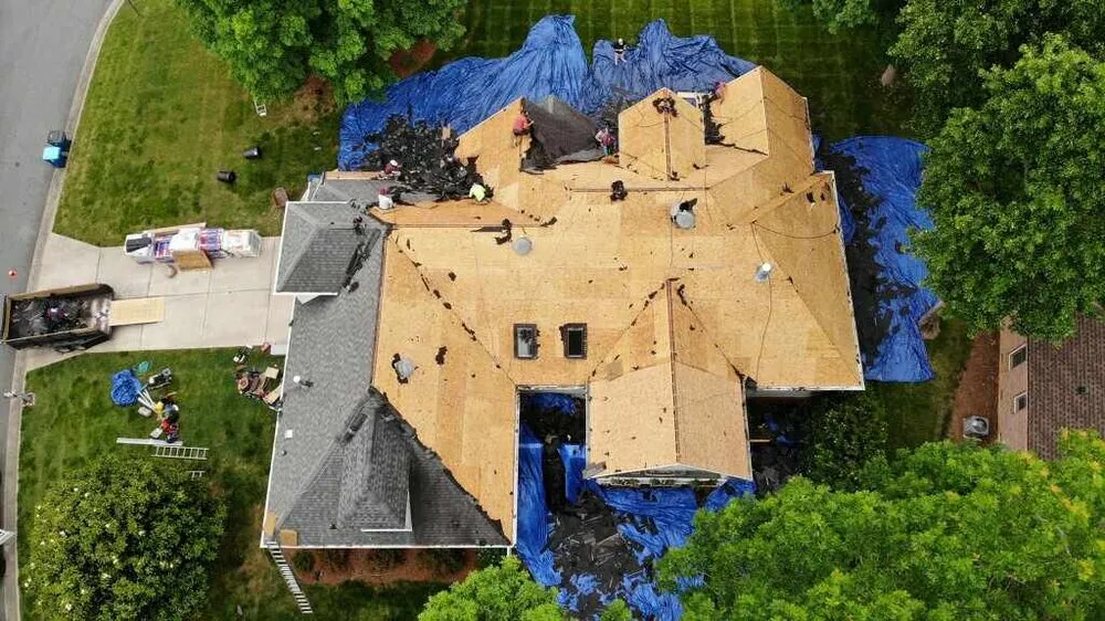 Slide of Garay Roofing