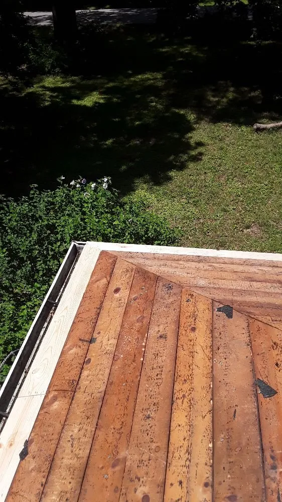 Slide of Garcia Roofing