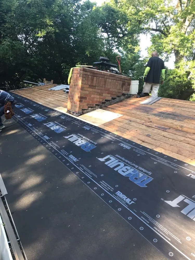 Slide of Garcia Roofing