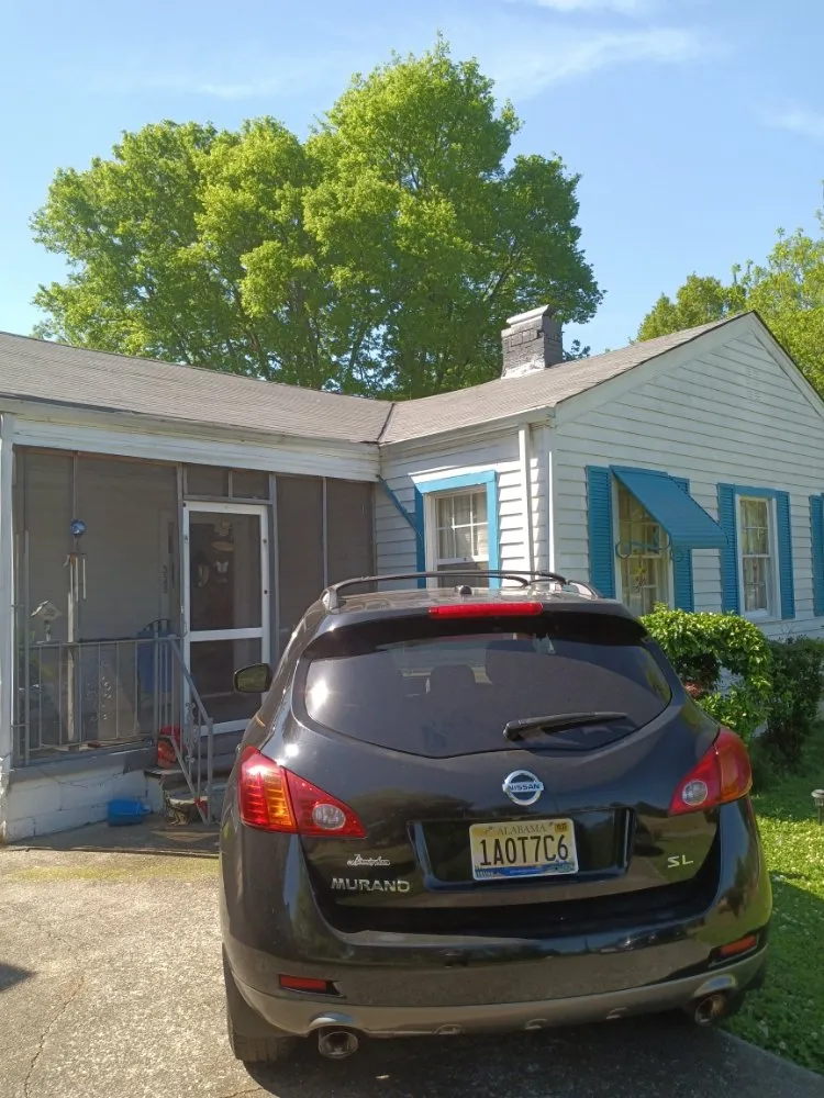 Slide of Garcia Roofing