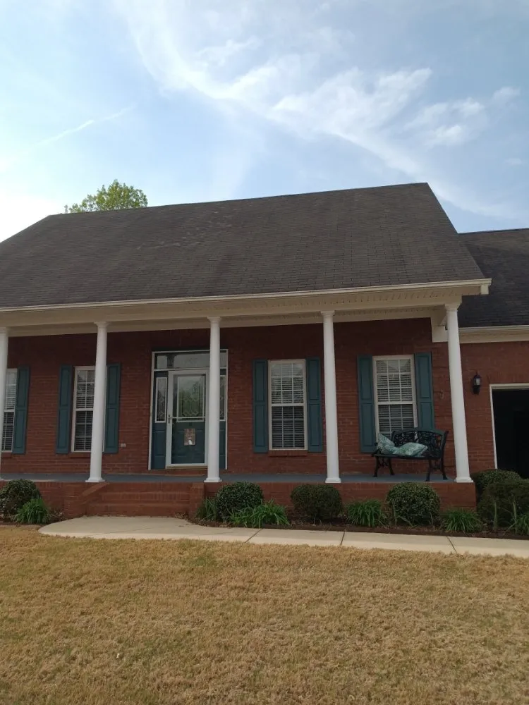 Slide of Garcia Roofing