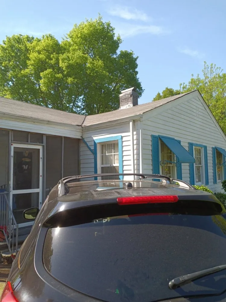 Slide of Garcia Roofing