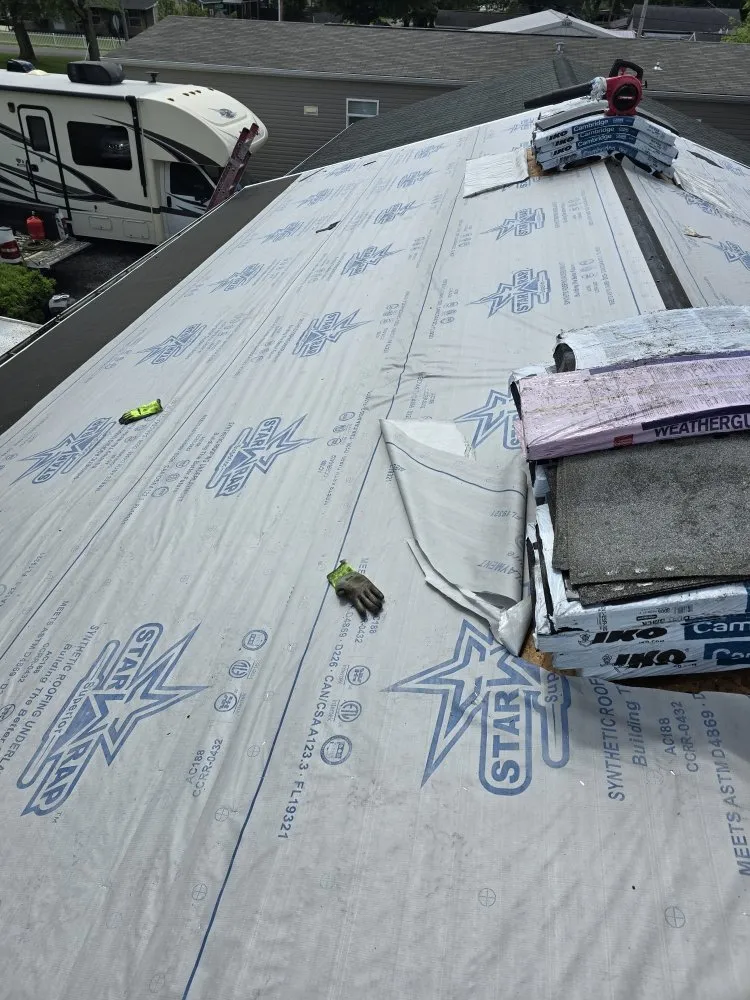 Slide of Garcia Roofing