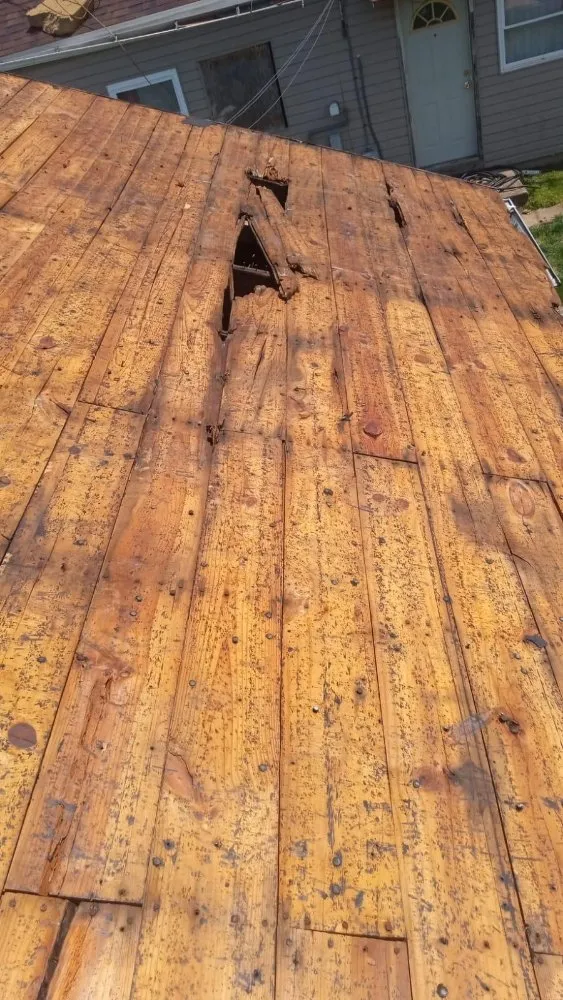 Slide of Garcia Roofing