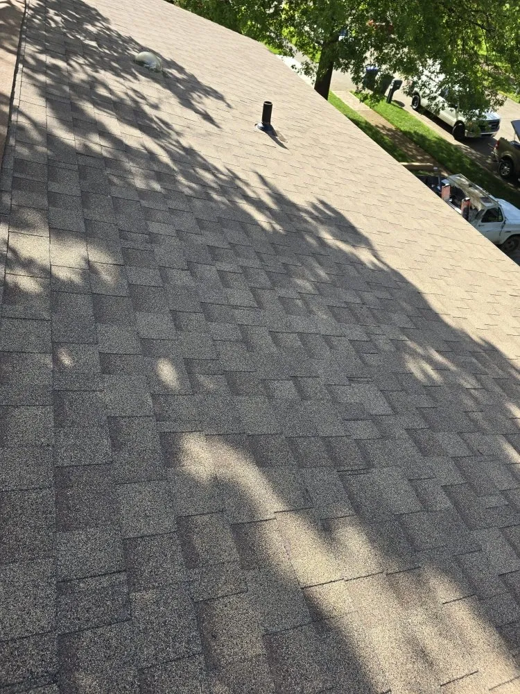 Slide of Garcia Roofing