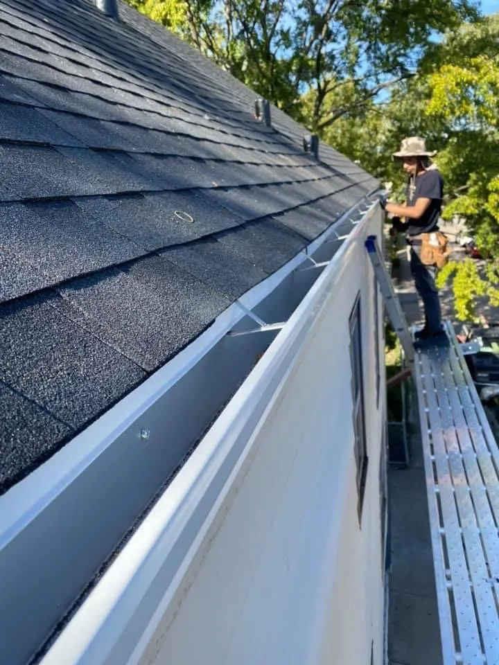 Slide of Garcia roofing