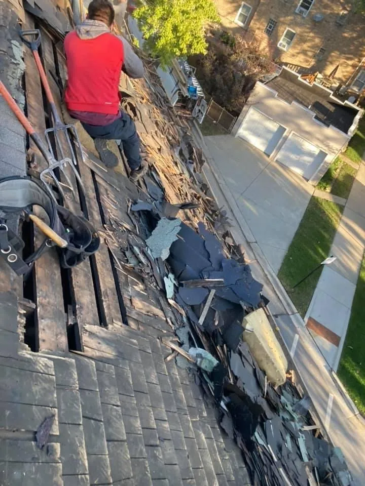 Slide of Garcia roofing