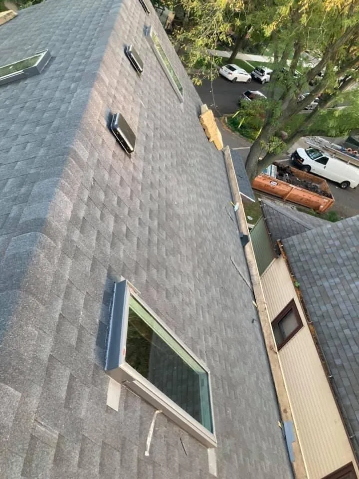 Slide of Garcia roofing