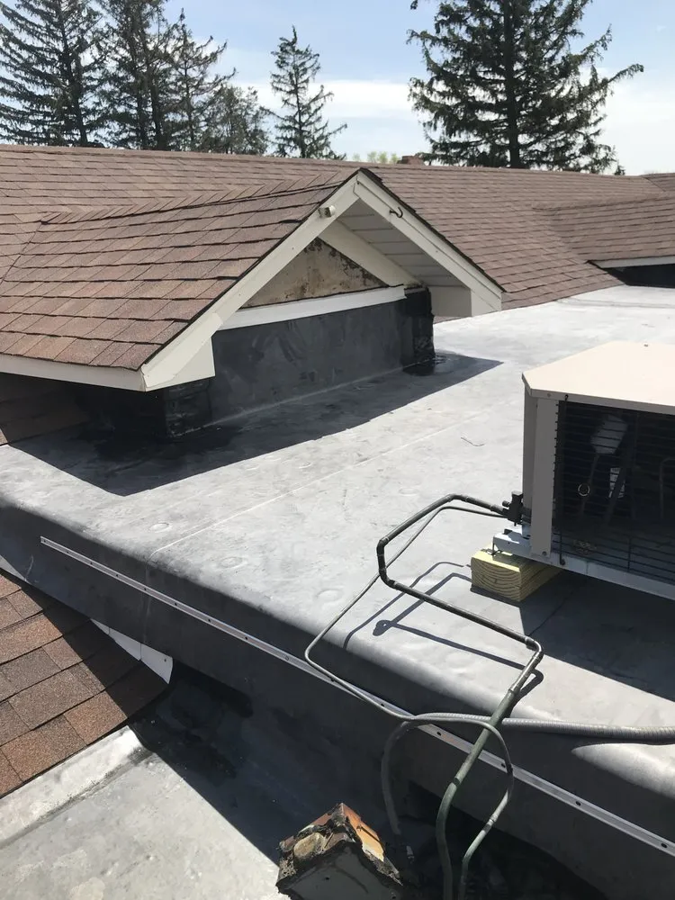 Slide of Garcia roofing