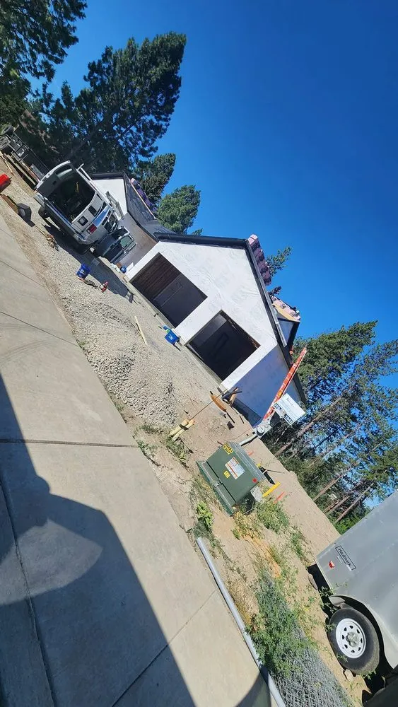 Slide of Garcia Roofing