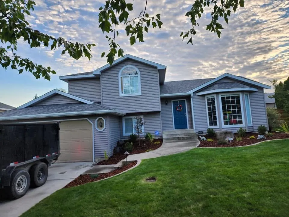 Slide of Garcia Roofing