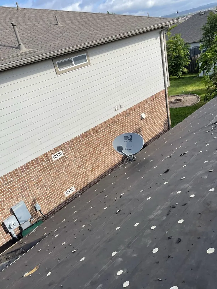 Slide of Garcia Texas Roofing