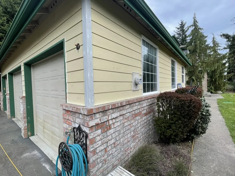 Slide of Garcias Roofing And Construction