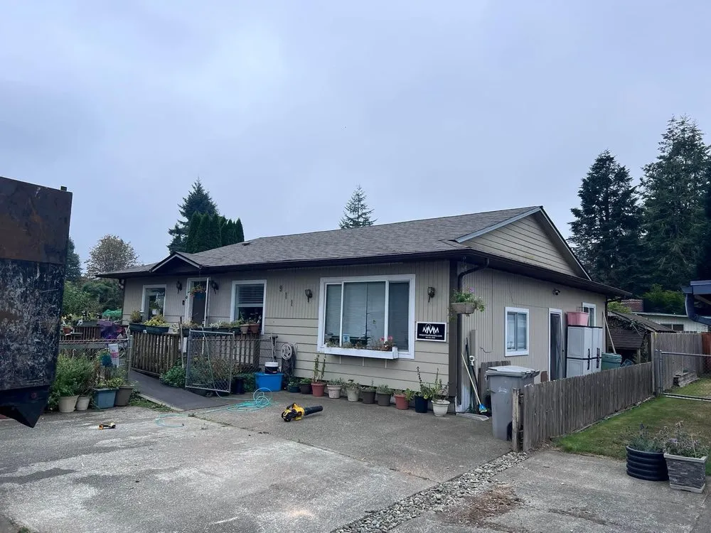 Slide of Gardner Roofing