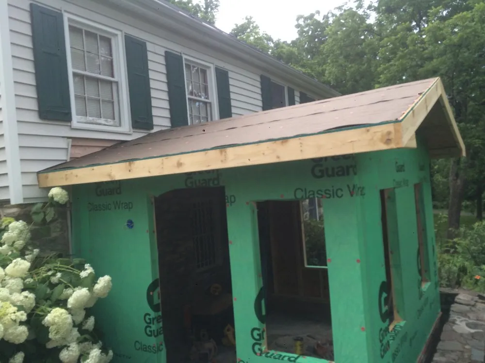 Slide of Gardyloo Roofing & GC