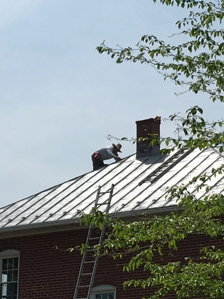 Slide of Gardyloo Roofing & GC