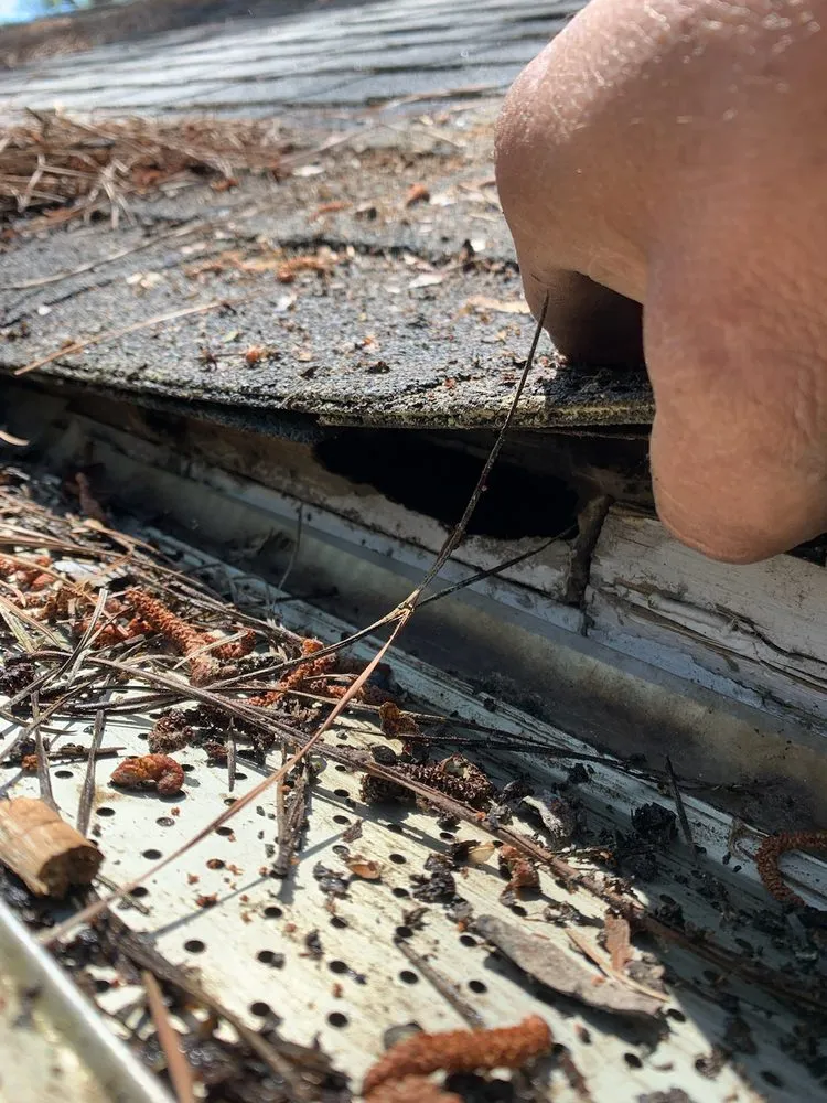 Slide of Garier Construction and Gutters