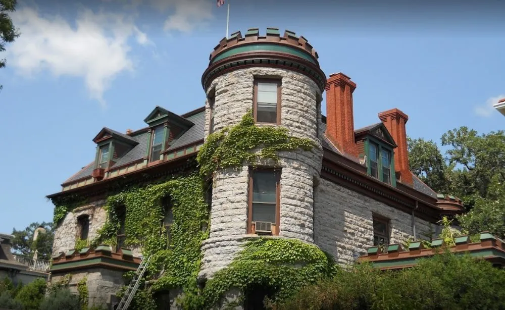 Slide of Garlock-French