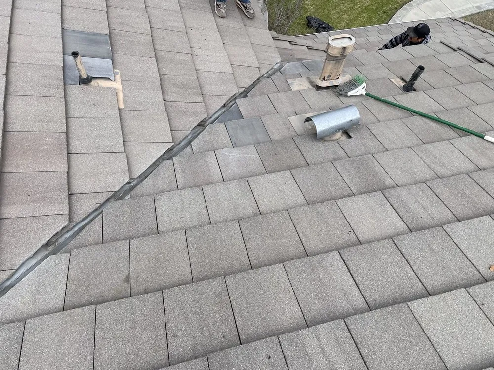 Slide of Garmar Roofing