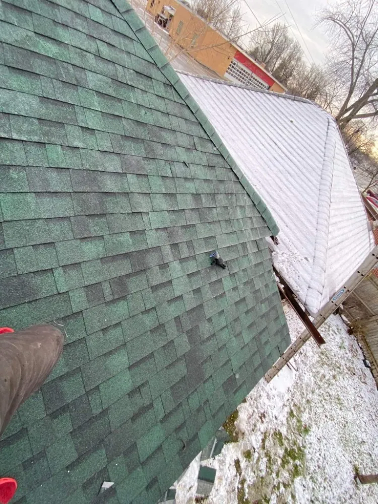 Slide of Garnos Roofing