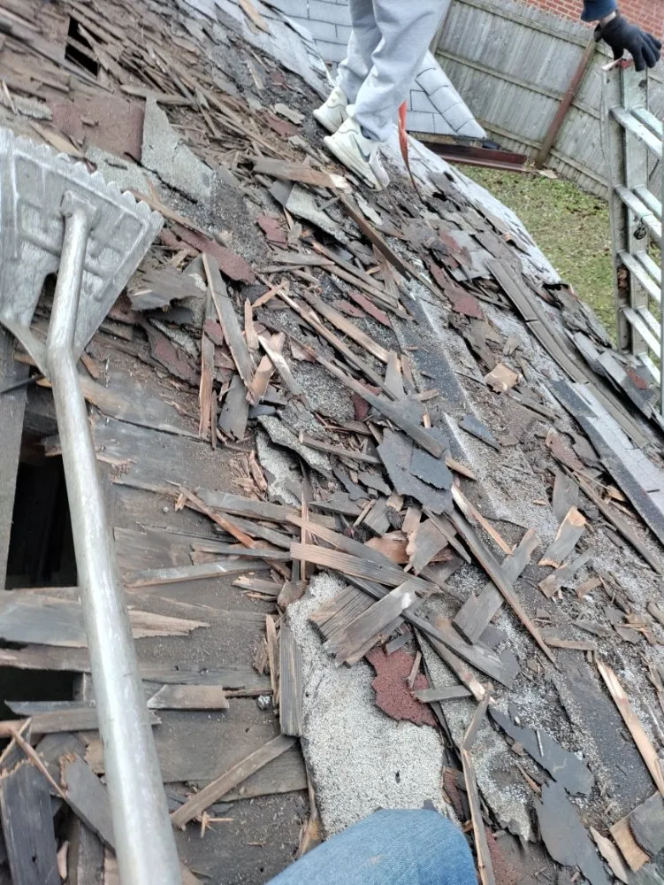 Slide of Garnos Roofing